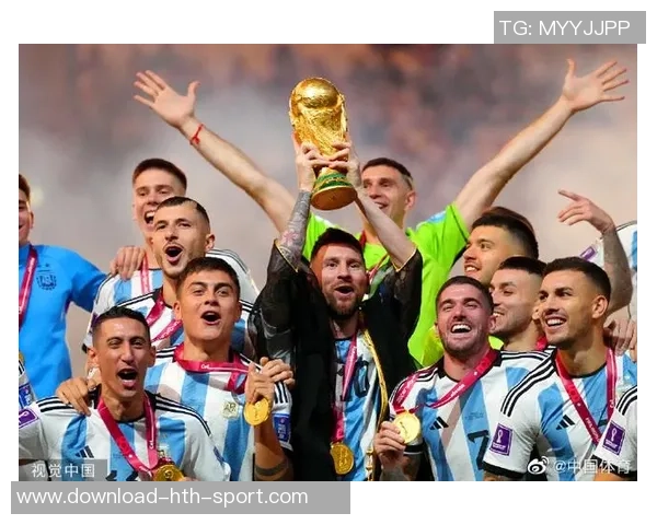 足球飞将展翅高飞勇夺冠军荣耀成就传奇人生 足球飞将展翅高飞勇夺冠军荣耀成就传奇人生